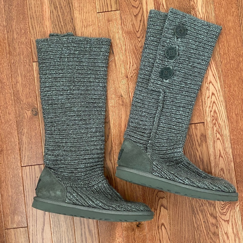 Gray Knit Ugg Sweater Boot Size 8 - image 1